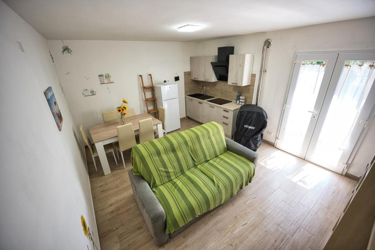 Casa vacanze Alloggi Del Mirto A Morcone - Goelba